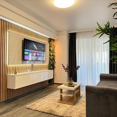 Luxury Glam Apartments Central Adress Bucuresti With Parking Eksteriør bilde