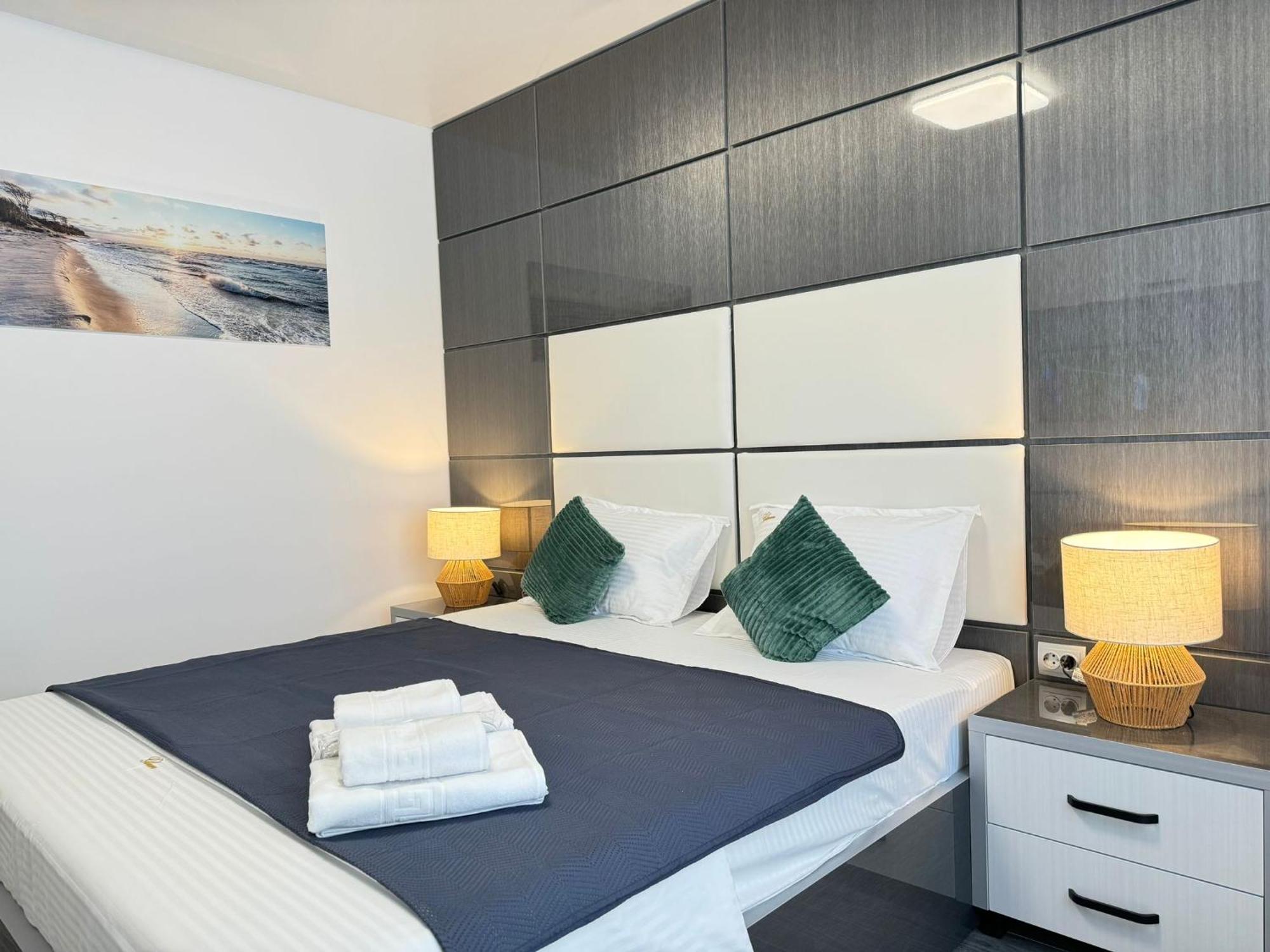 Luxury Glam Apartments Central Adress Bucuresti With Parking Eksteriør bilde