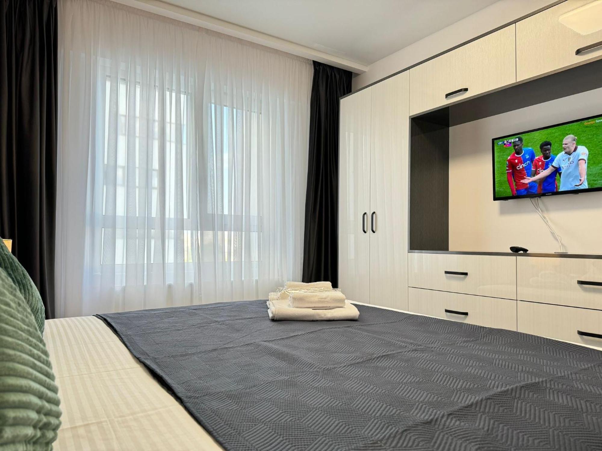 Luxury Glam Apartments Central Adress Bucuresti With Parking Eksteriør bilde