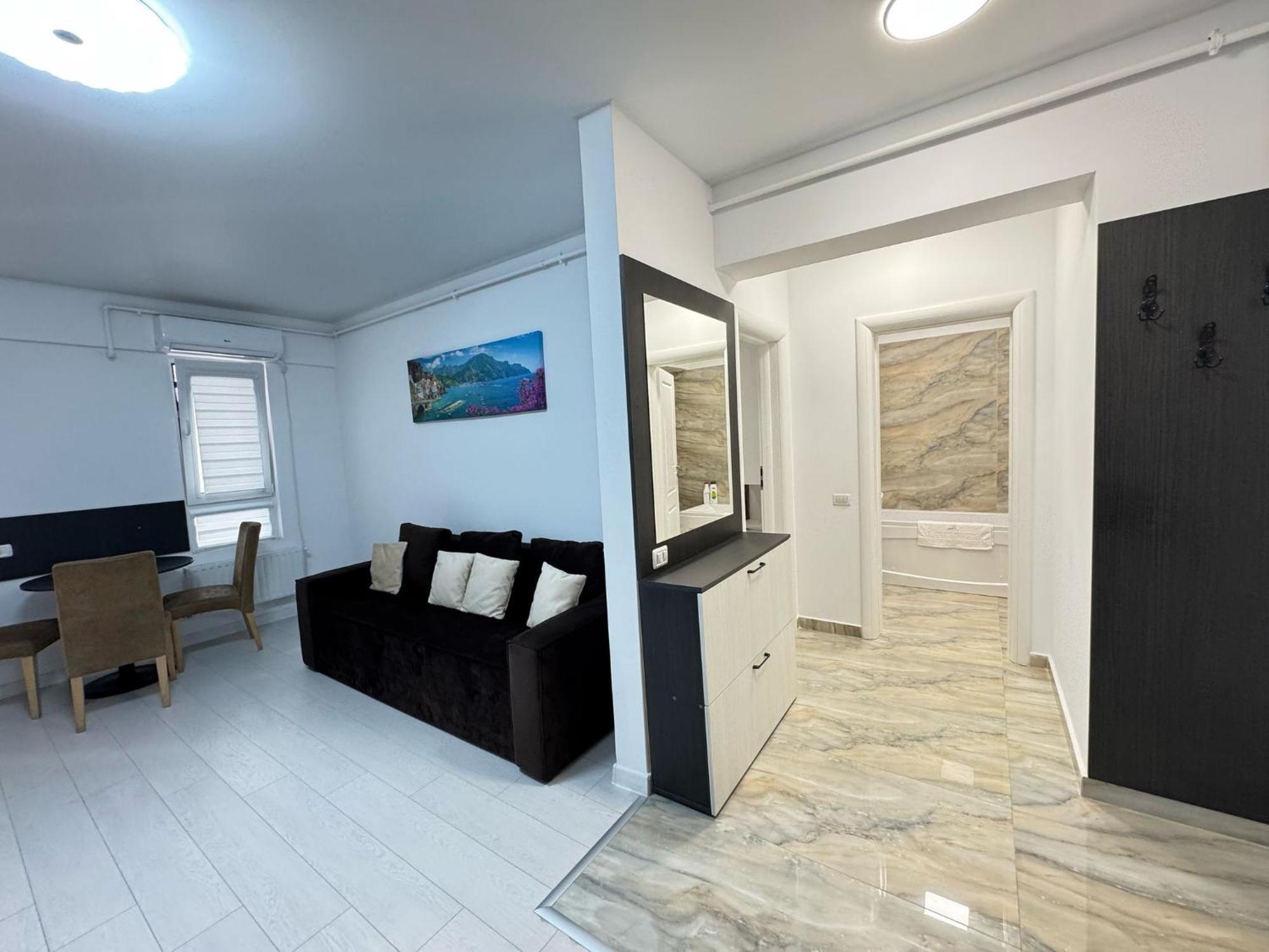 Luxury Glam Apartments Central Adress Bucuresti With Parking Eksteriør bilde